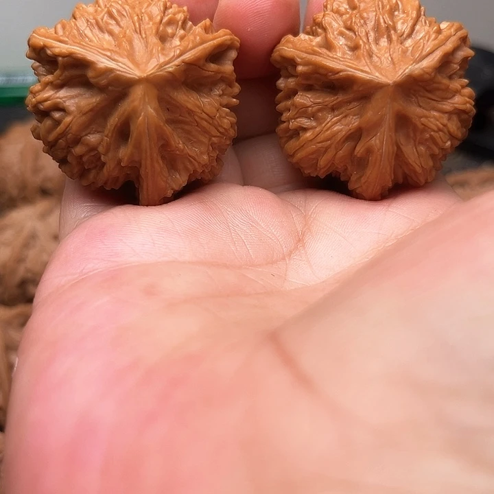 文玩核桃吊坠你们都在
