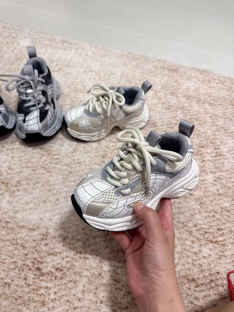 2188儿童时尚百搭新款四季运动鞋