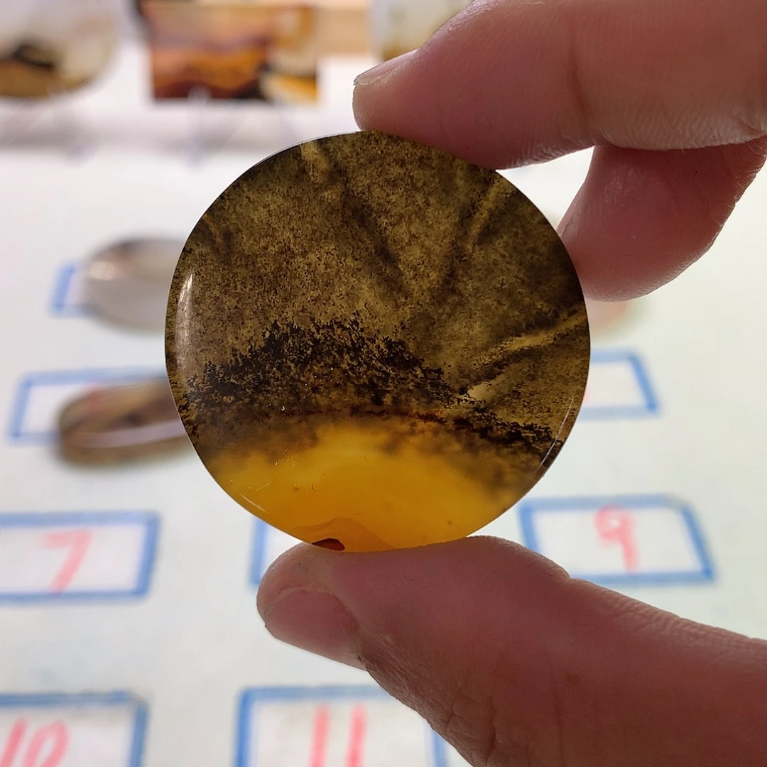 玛瑙/玉髓未镶嵌珠宝半成品