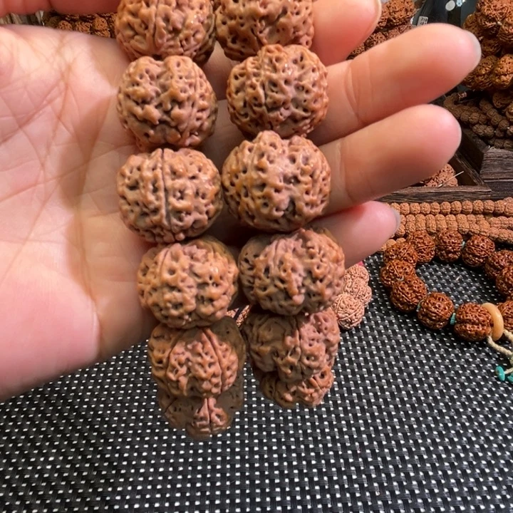 成***头手串金刚菩提蜂窝