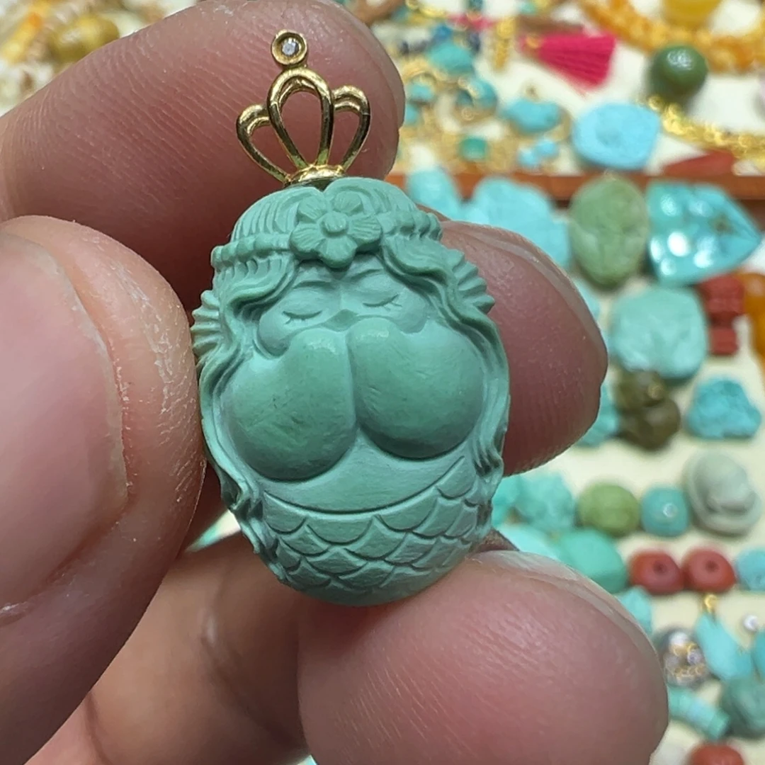 绿松石18K金镶嵌颈饰