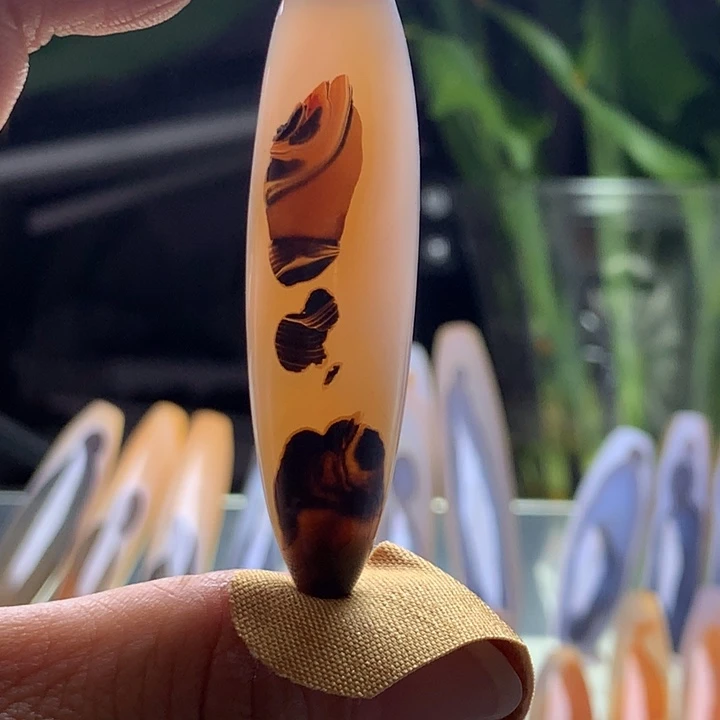未镶嵌颈饰玛瑙/玉髓45有瑕