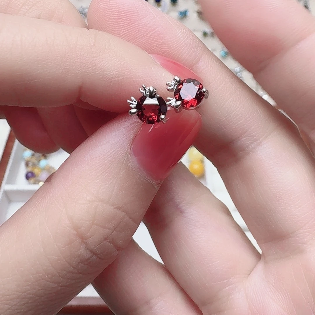 石榴石耳饰未镶嵌耳钉