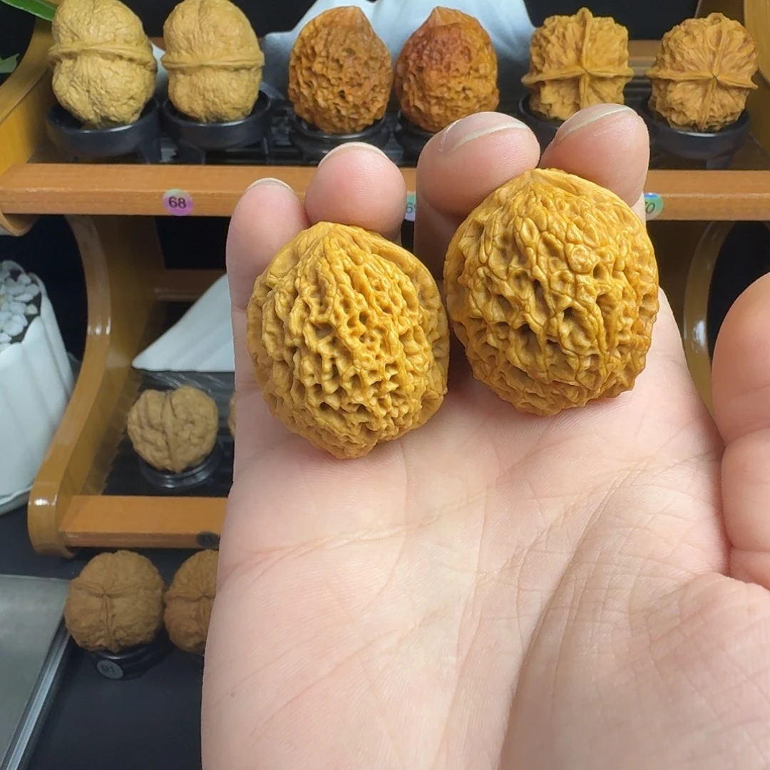 文玩核桃把件8号盘龙玉凤38尺