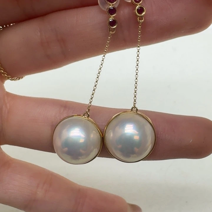 耳饰18K金镶嵌拼合珍珠（马贝珠）