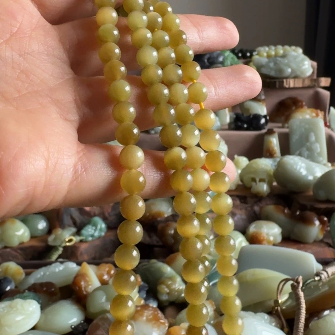 和田玉（糖玉）未镶嵌颈饰