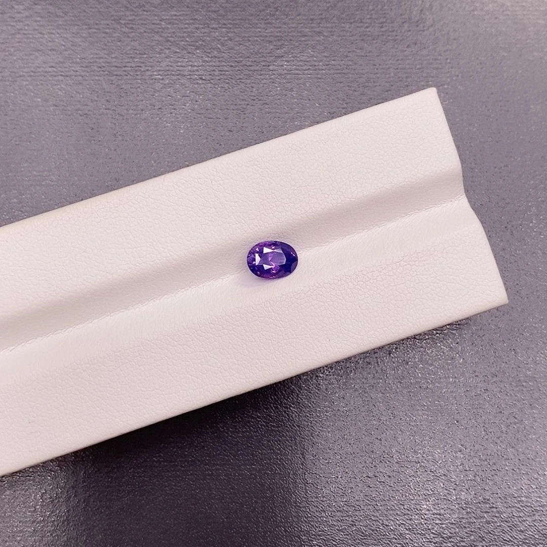 裸石蓝宝石1.11克拉 无烧