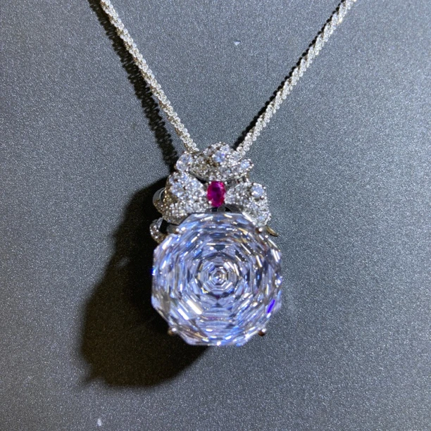 精选b319-典藏轻奢-重工豪华吊坠