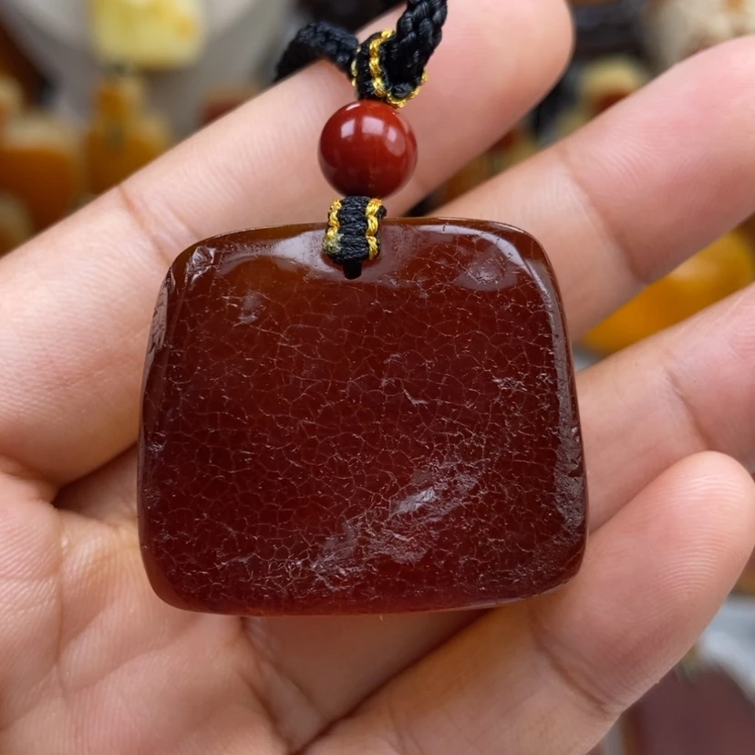 【闪购商品】琥珀颈饰未镶嵌