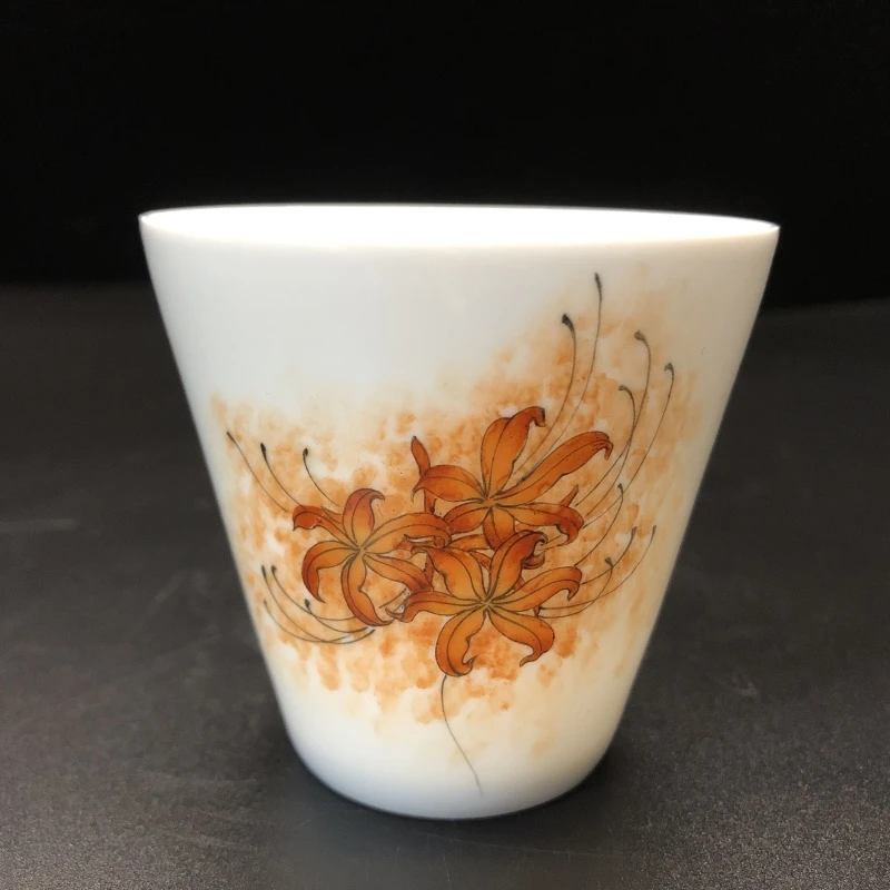 12.19/N100130/00520/粉彩花卉小可乐杯/口径7/高6.7/110CC