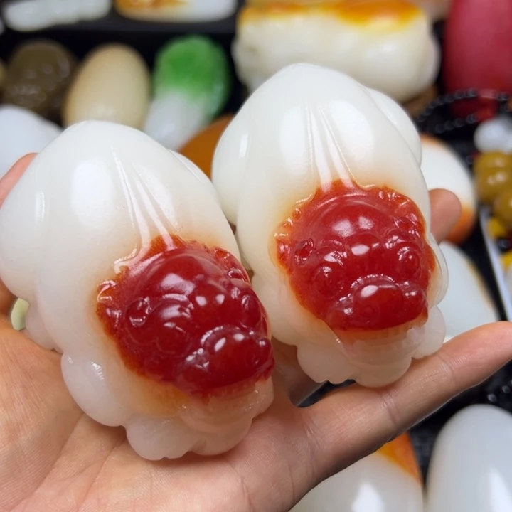 新疆戈壁戈壁五彩石金丝