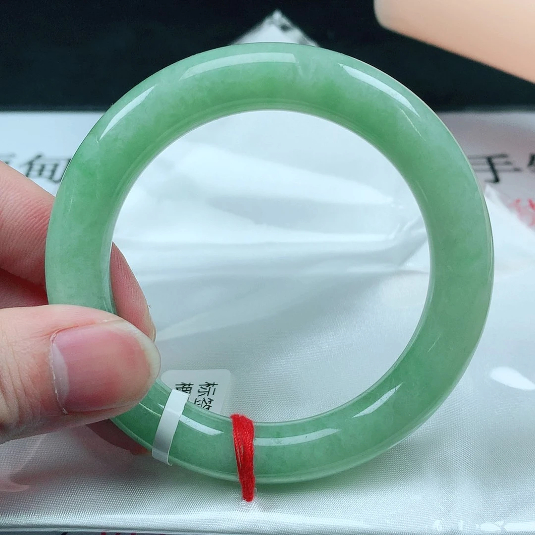 翡翠手镯未镶嵌圈54