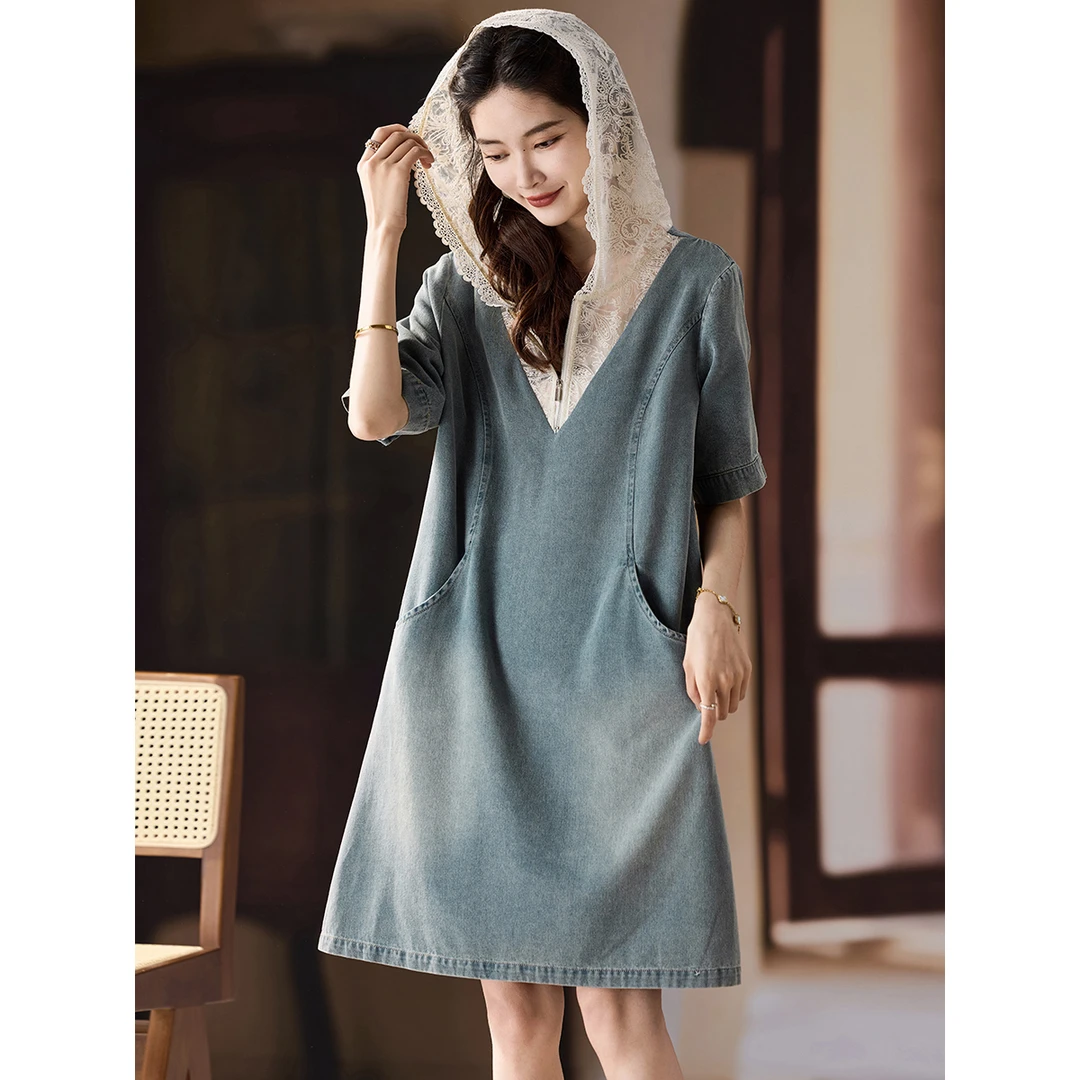 复古港风牛仔连衣裙女夏季2025新款设计感蕾丝连帽宽松显瘦a字裙