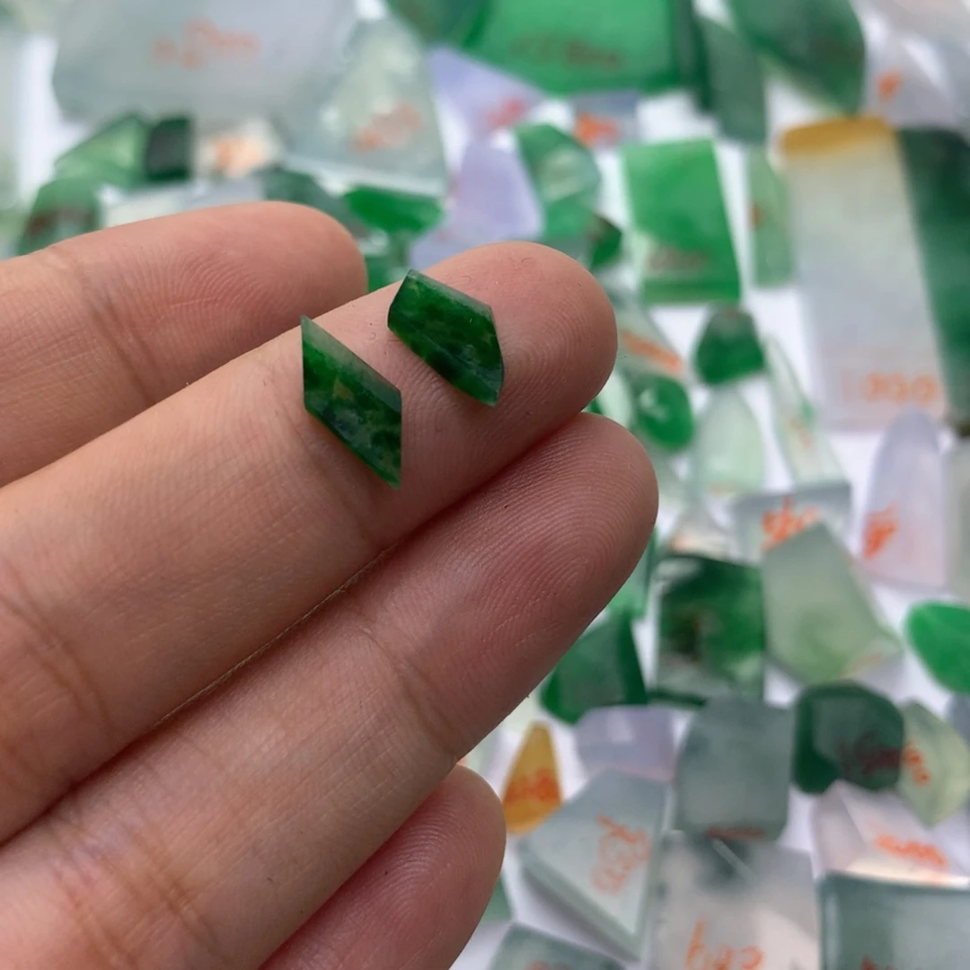 定制翡翠未镶嵌天然翡翠