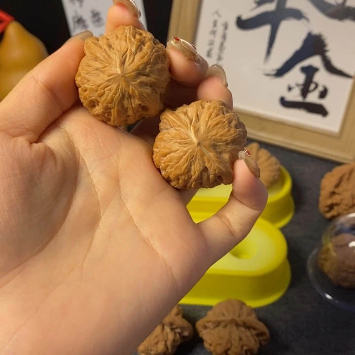 H****吊坠文玩核桃铁锤
