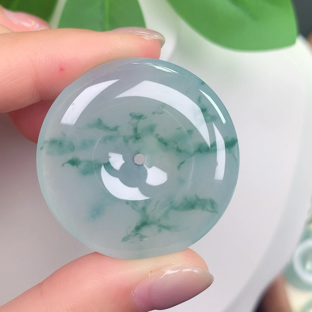 颈饰未镶嵌翡翠67:34.8-5.9mm