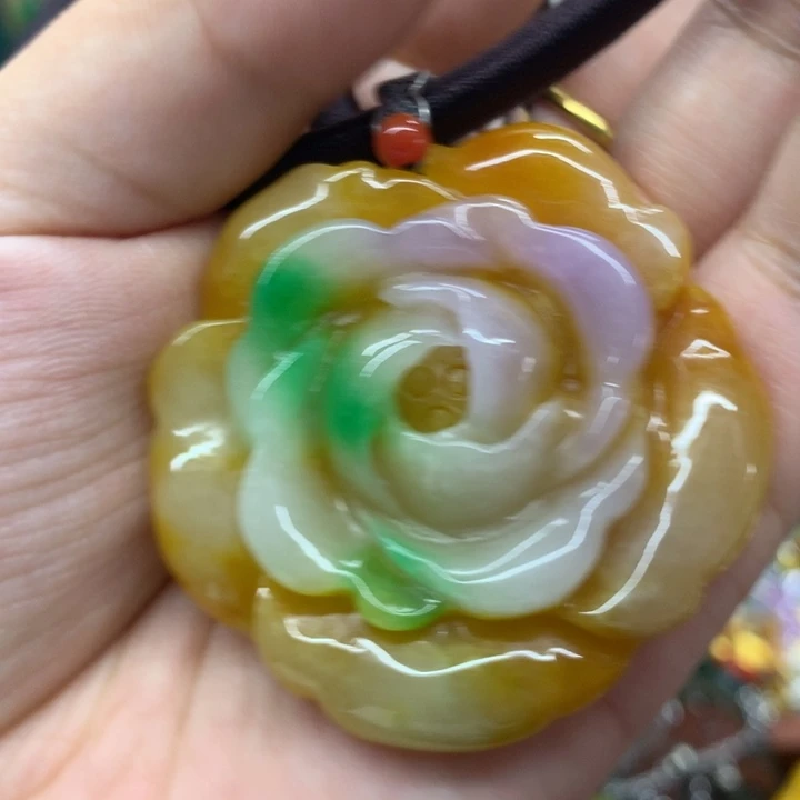 颈饰未镶嵌翡翠吊坠