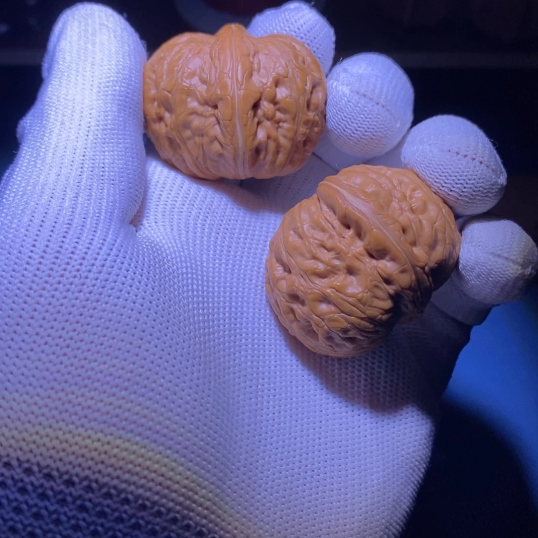 佑***王大叶紫檀（黑酸枝木类）核桃