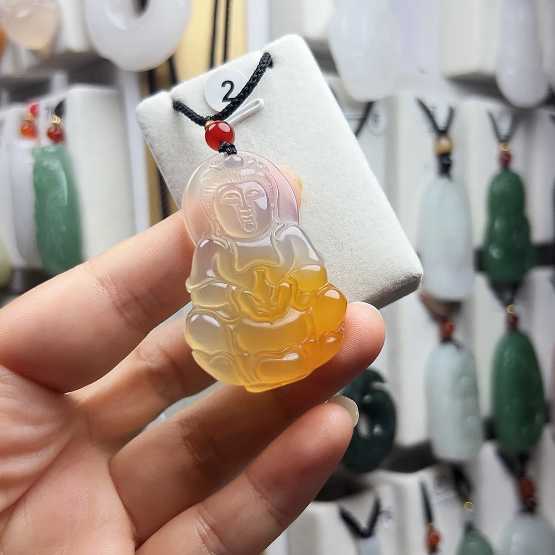 石英质玉（金丝玉）未镶嵌颈饰