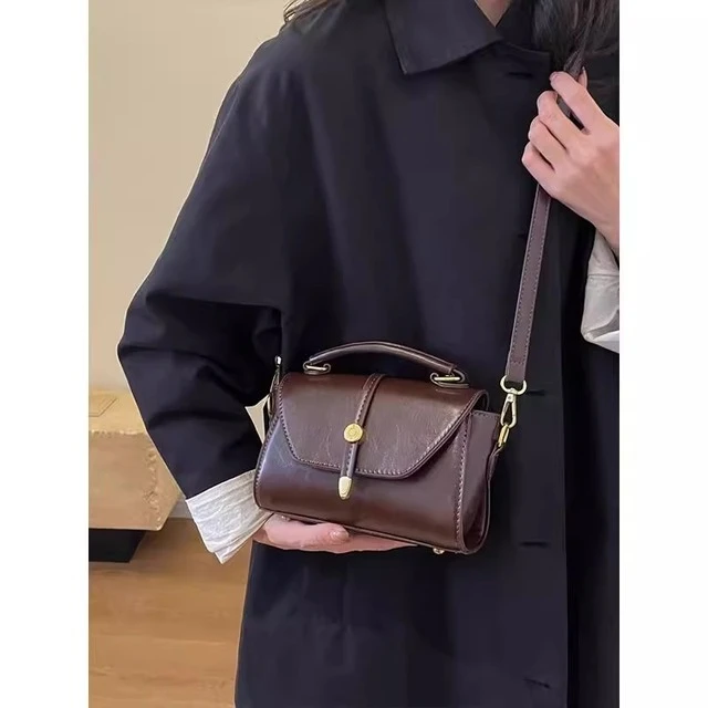 今年流行爆款超火小包包女式2025新款高级质感轻奢小众斜挎马鞍包