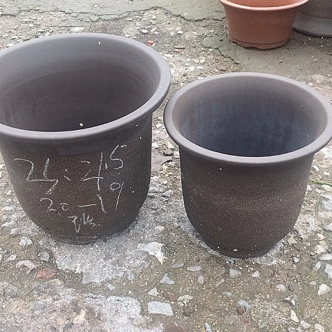 中国宜兴紫砂花盆，