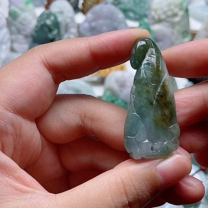 翡翠未镶嵌吊坠(不含链)1