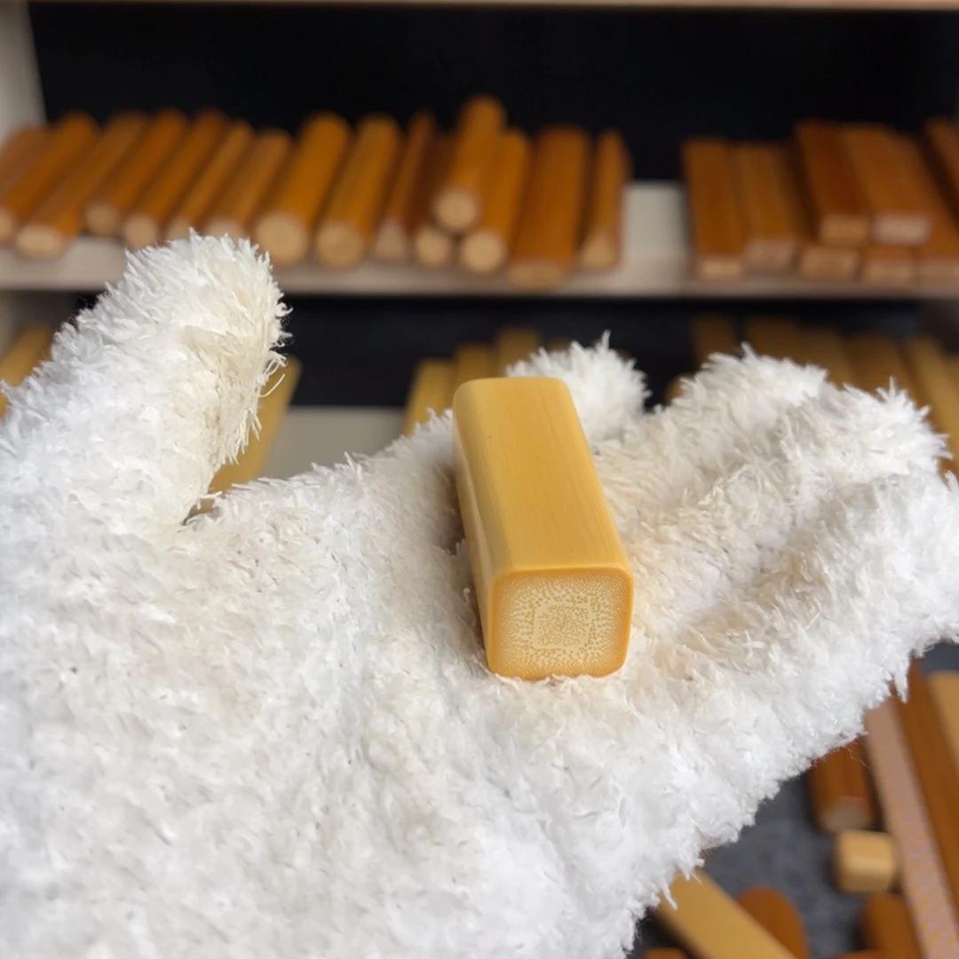 简***.黄皮正方厚皮满密可爱