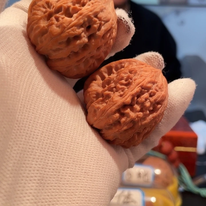 文玩核桃把件。*4005平谷凹底