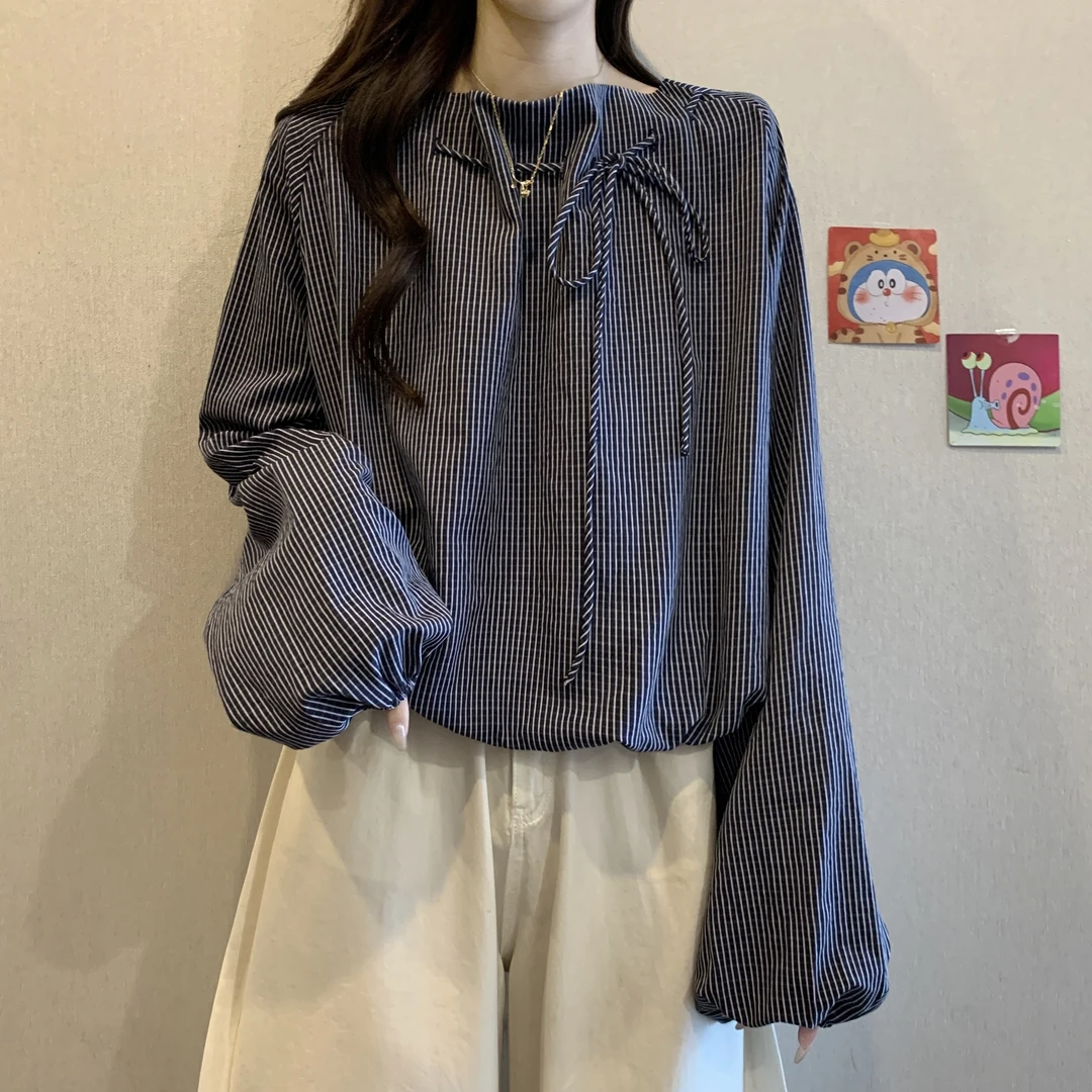 大码遮肚子法式设计感小众条纹衬衫女春秋胖妹妹宽松显瘦短款上衣