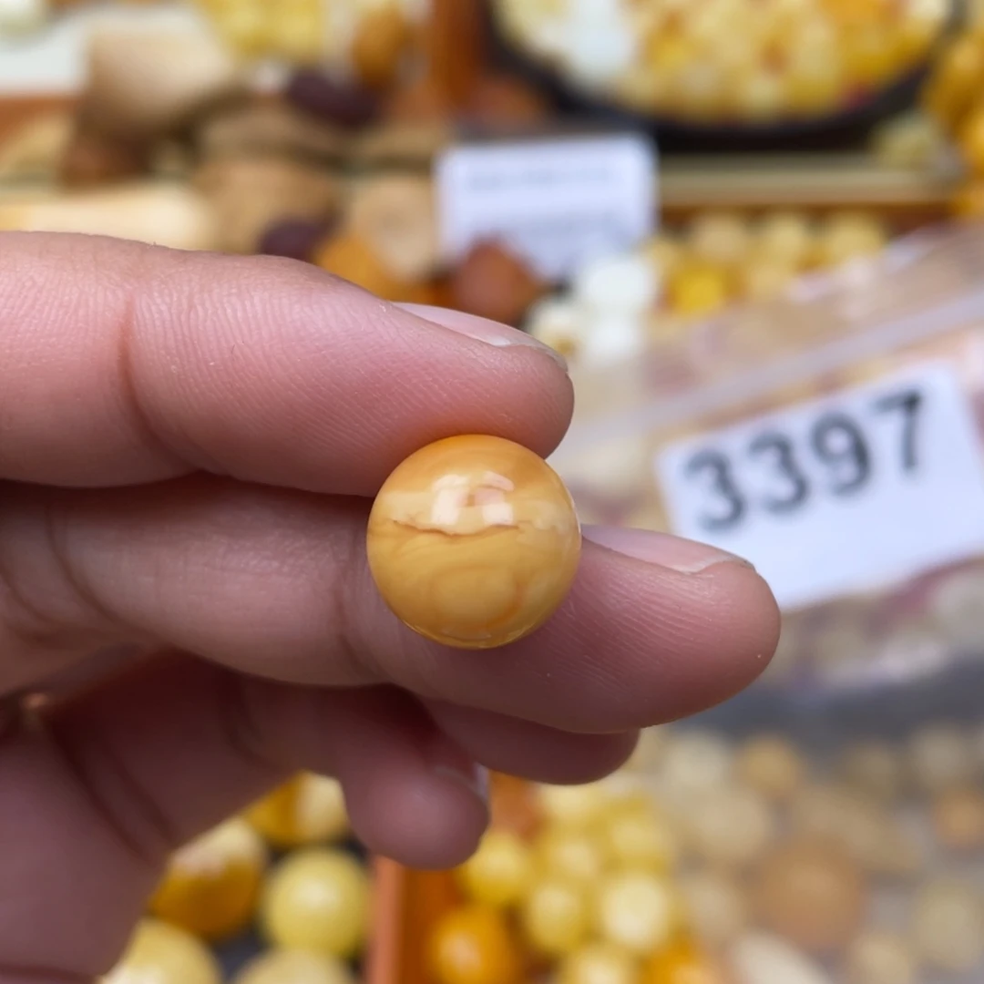 琥珀珠宝奇石未镶嵌划痕12.7