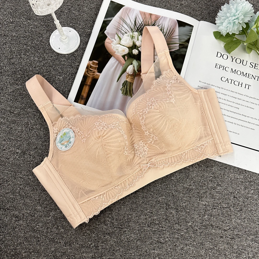 纸片杯内衣蕾丝夏季薄款透气无磁防下垂调整型大胸显小大码文胸女