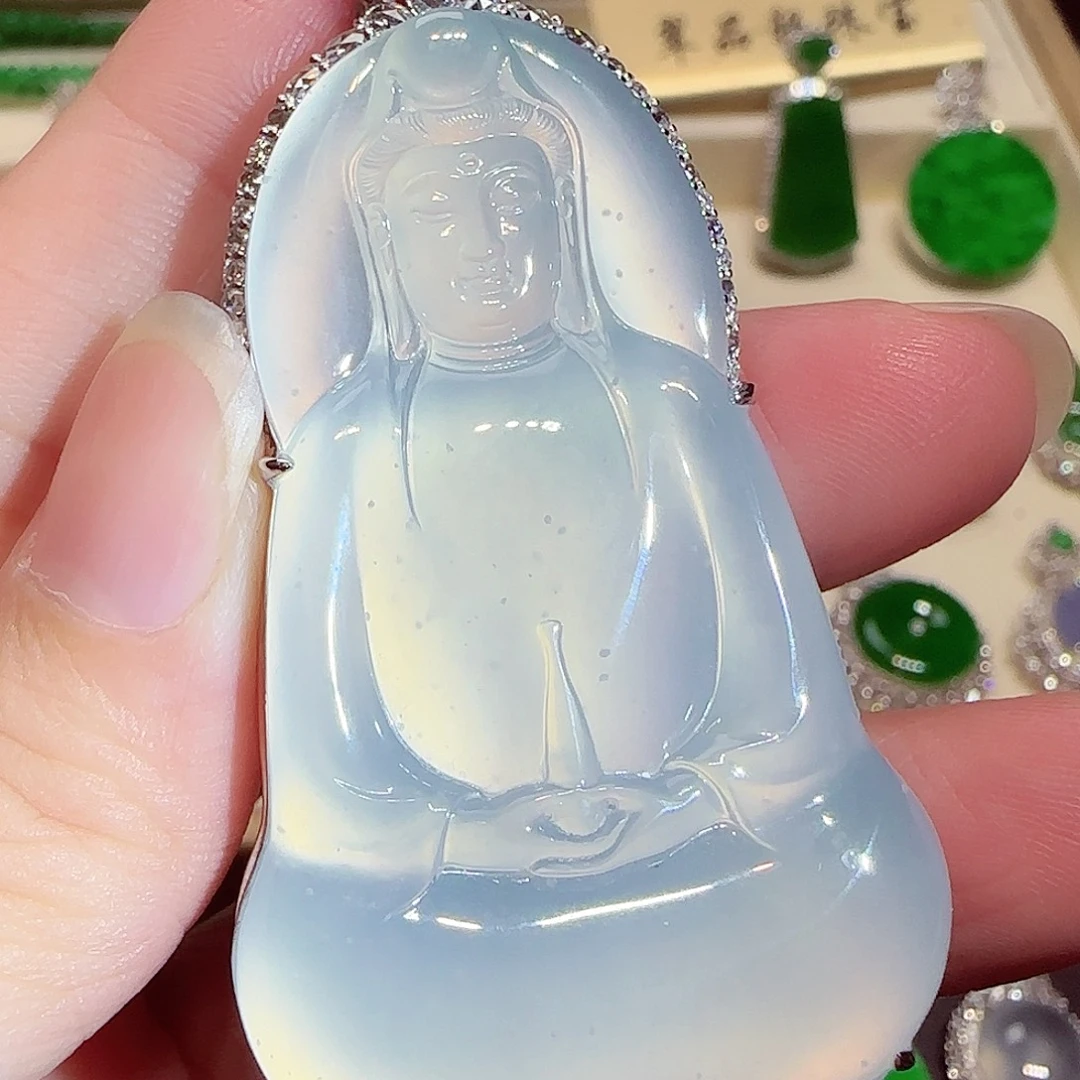 翡翠18K金镶嵌吊坠(赠链)