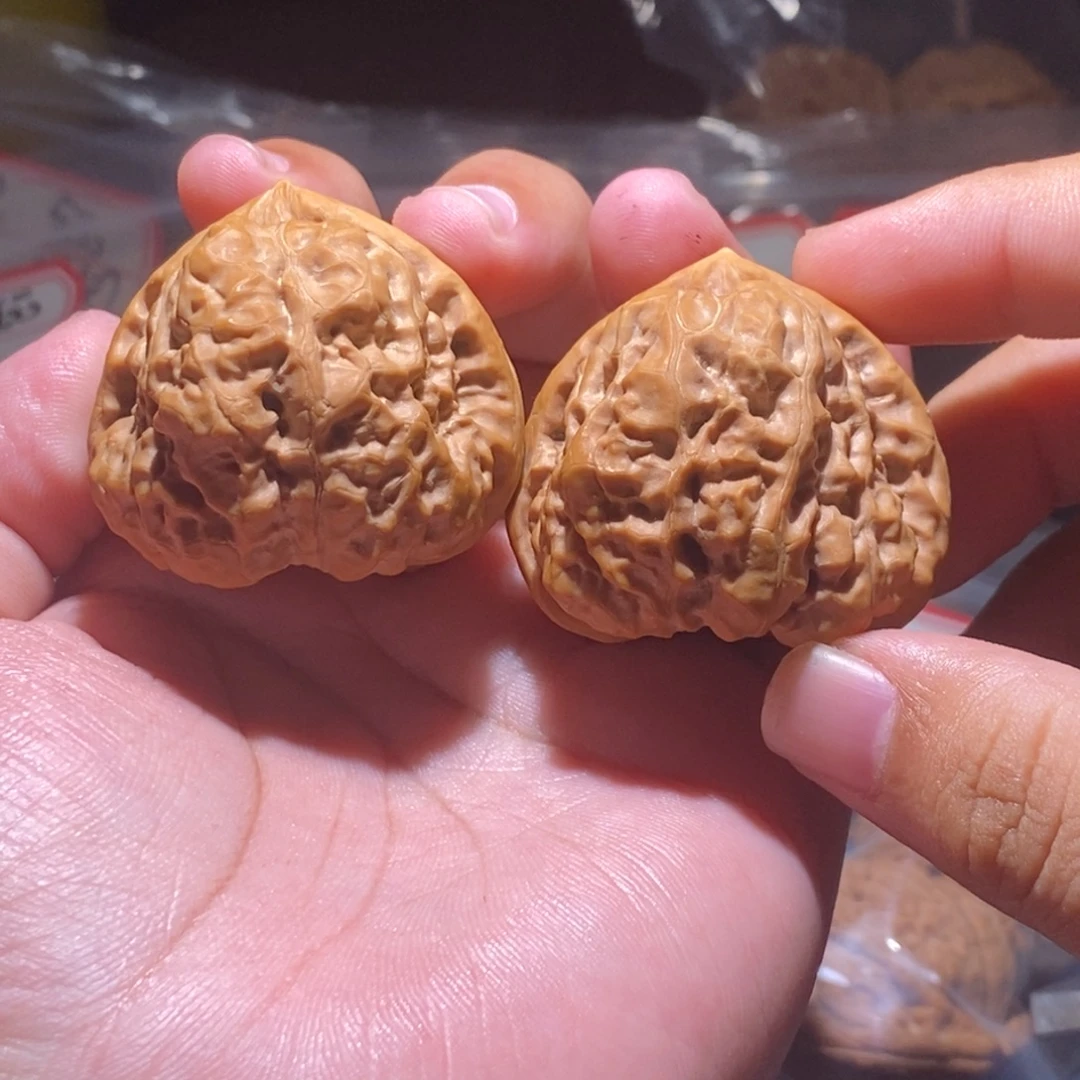 忍***吒吊坠文玩核桃43青蛙 微修