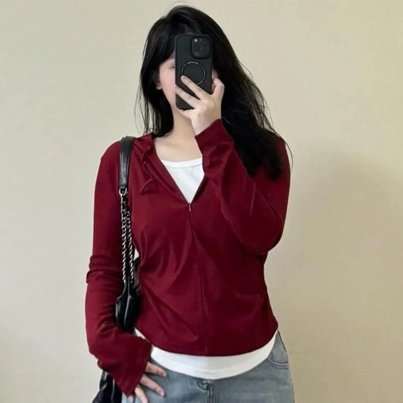 Moses Queen/魔西女王假两件连帽T女大码胖mm显瘦正肩上衣打底衫