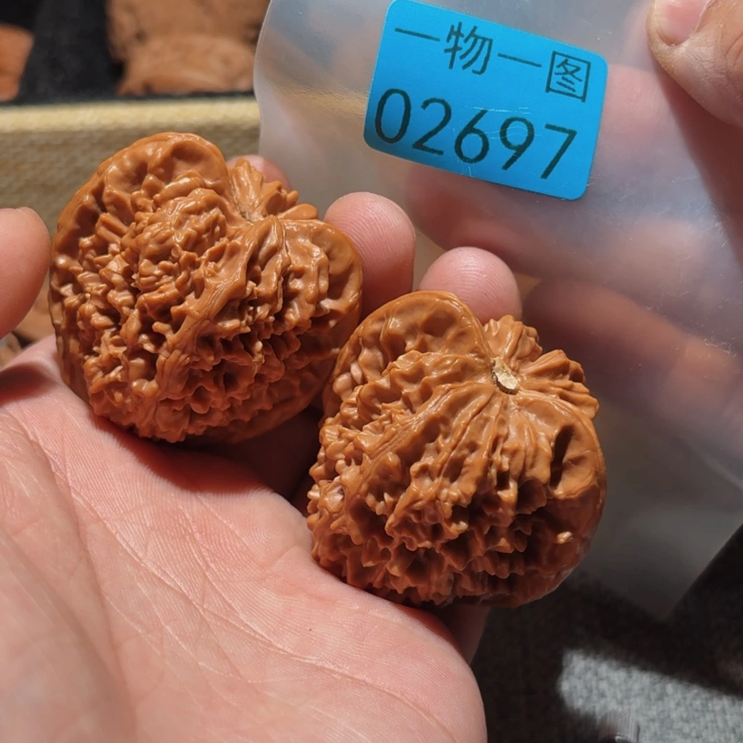 文玩核桃把件满天星