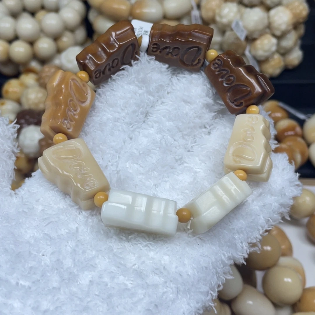 手串菩提根/象牙果12.18.18德芙