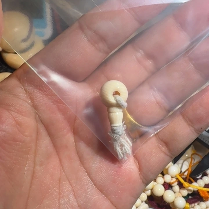 杨***瑟菩提根/象牙果吊坠