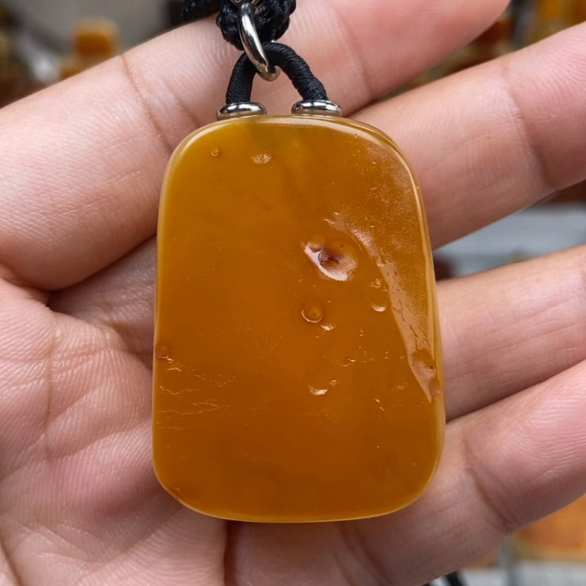 【闪购商品】琥珀颈饰未镶嵌