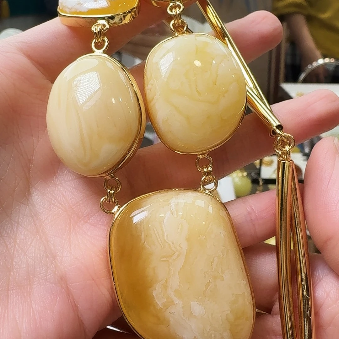 琥珀未镶嵌颈饰吊坠