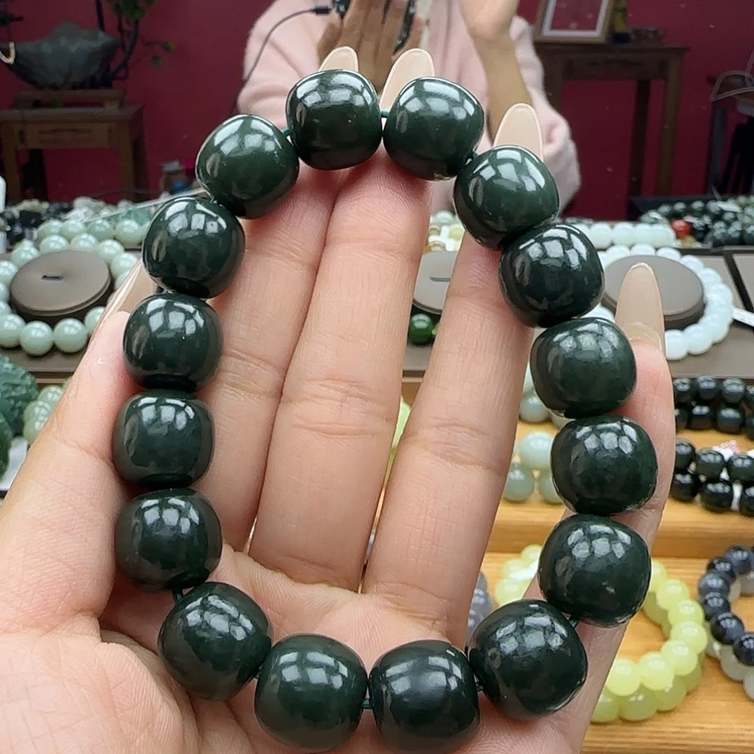 和田玉未镶嵌手串