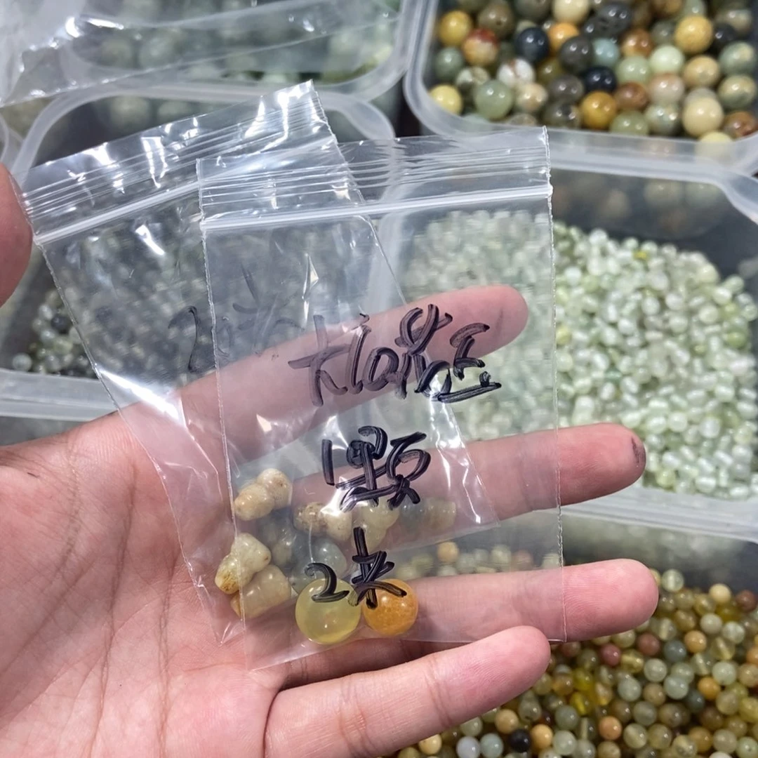 合金蛇纹石玉手链