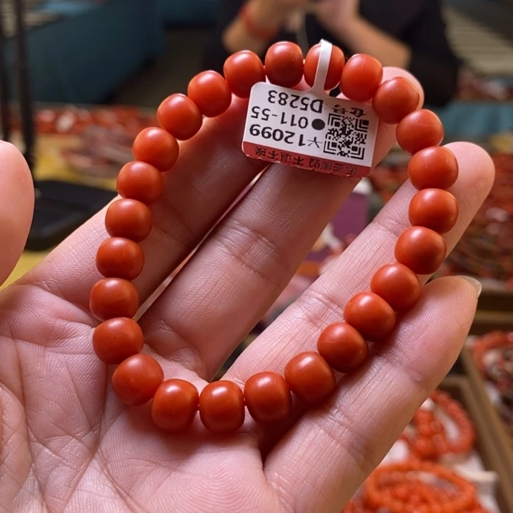 未镶嵌卡8m+南红玛瑙