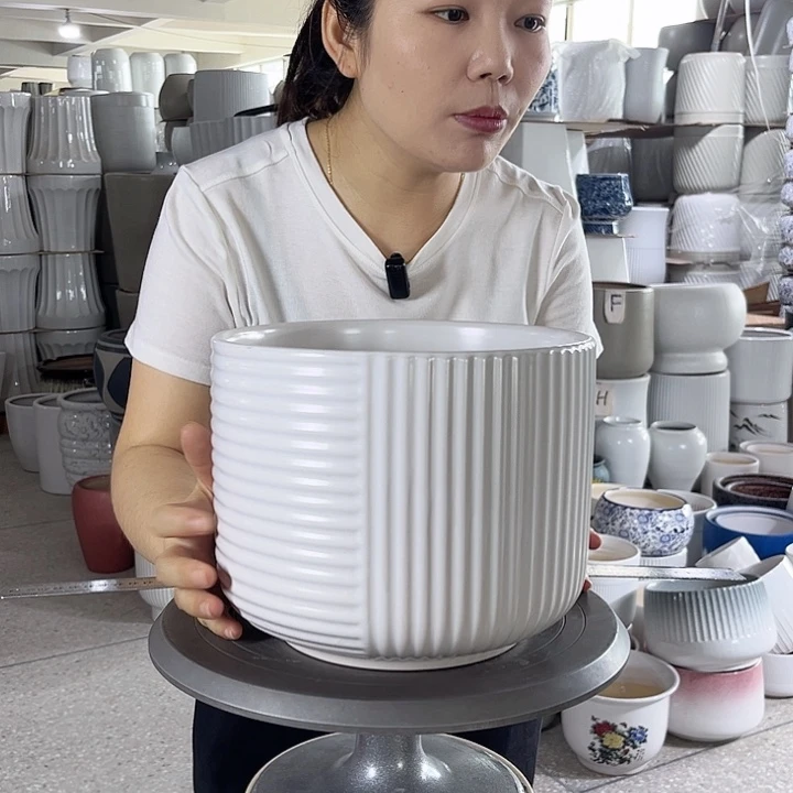 陶瓷口径23-18。亚白。。。