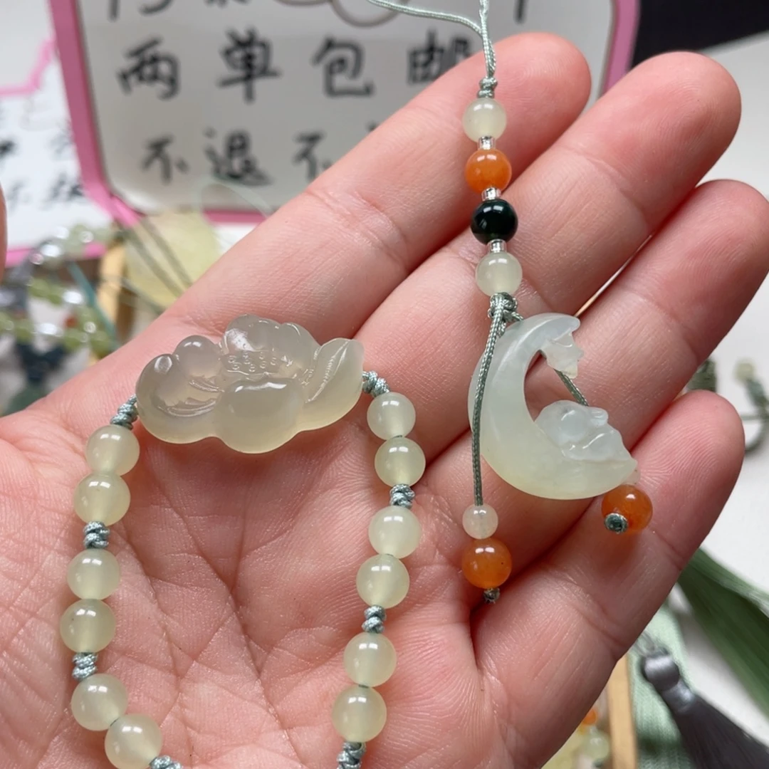 未镶嵌蛇纹石玉颈饰
