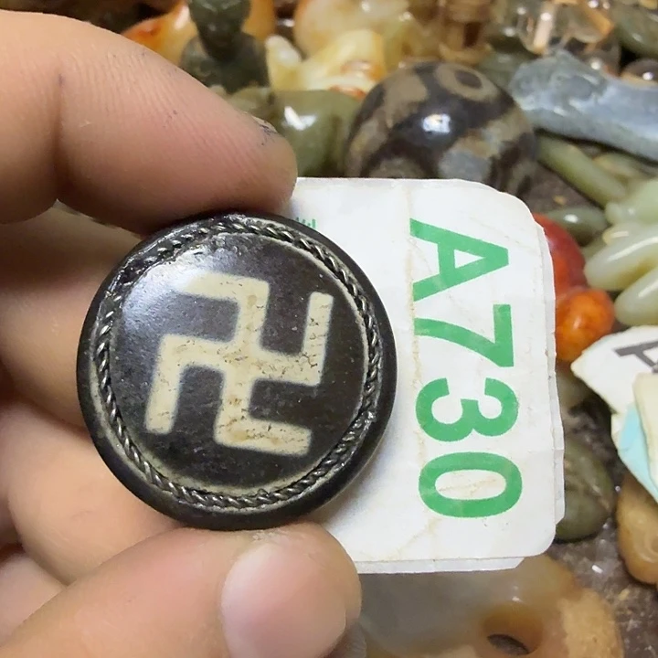 未镶嵌颈饰玛瑙/玉髓
