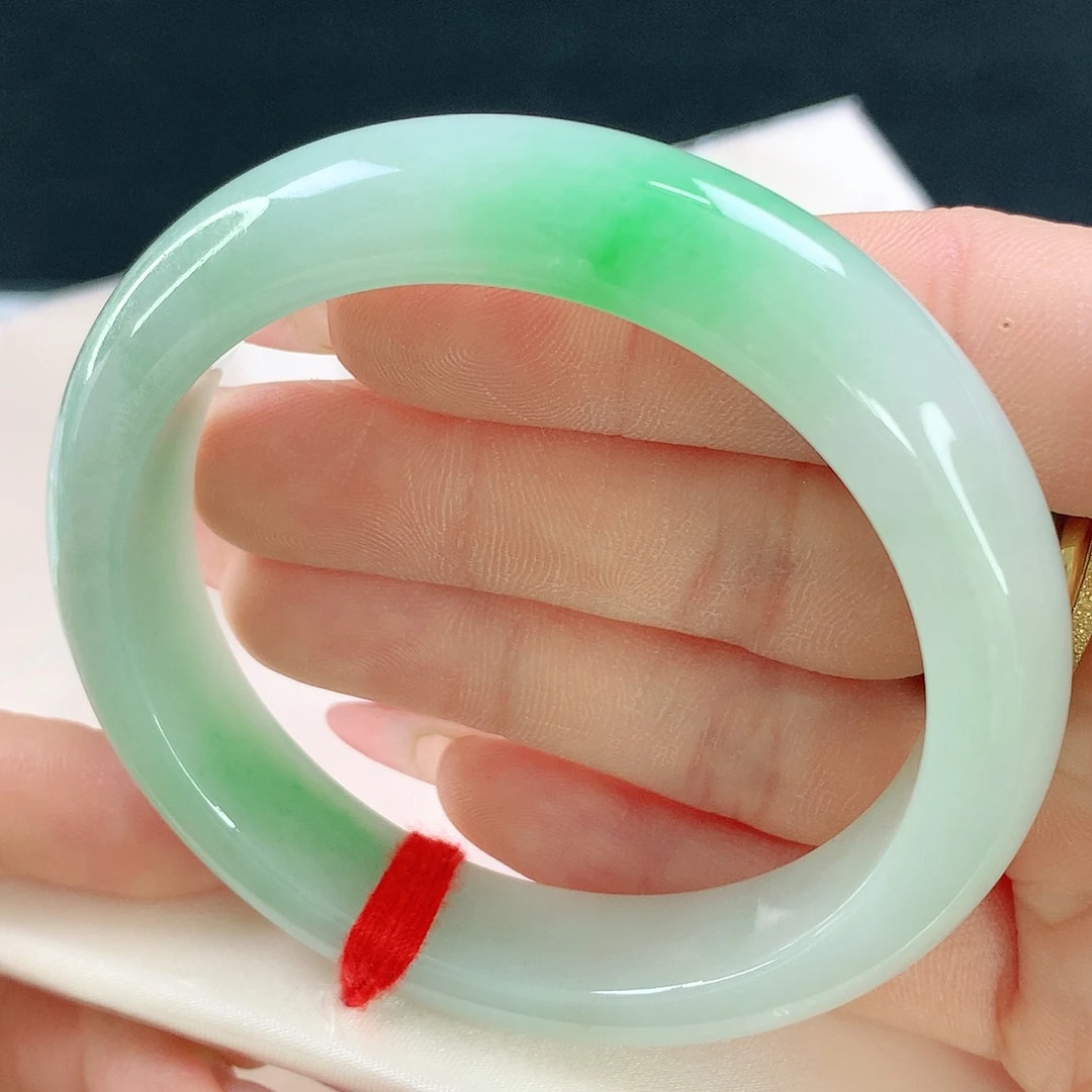 未镶嵌手镯翡翠831