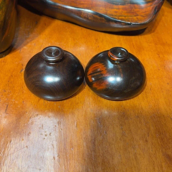 交趾黄檀（大红酸枝）酸枝小梅瓶