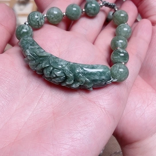 透闪石-蛇纹石玉手牌未镶嵌叮**M