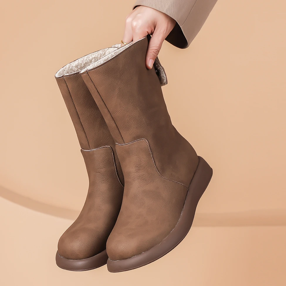 真皮雪地靴冬季加厚保暖鞋时尚平底加绒短靴厚底宽脚肥脚大码皮靴