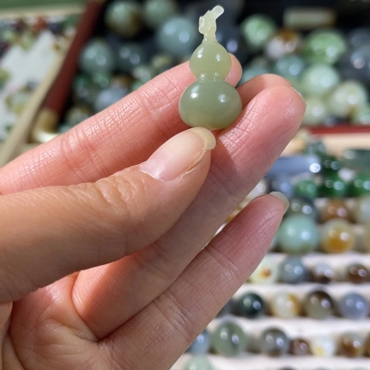 和田玉（糖玉）未镶嵌珠宝半成品